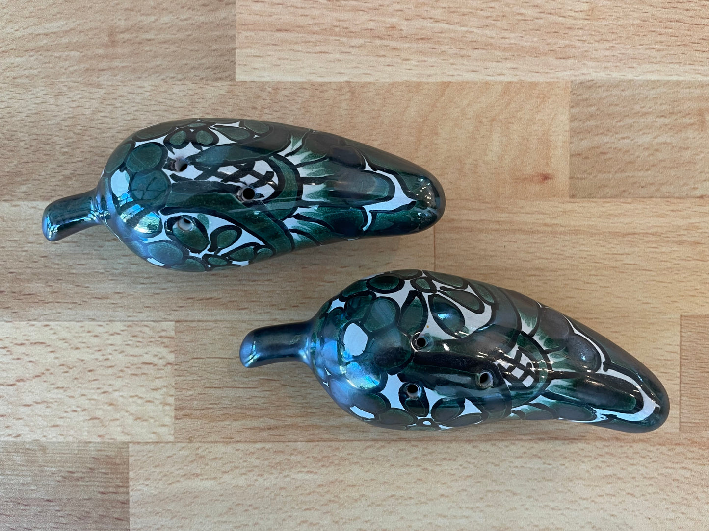 Cookbook+Chile Salt & Pepper Shakers